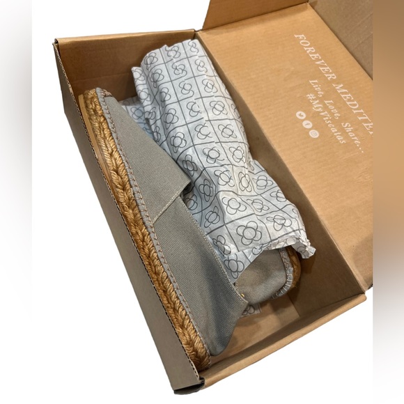 VISCATA Tan Slip-On Canvas Espradrilles NIB Size 42 Fits US 9.5 - Picture 10 of 16